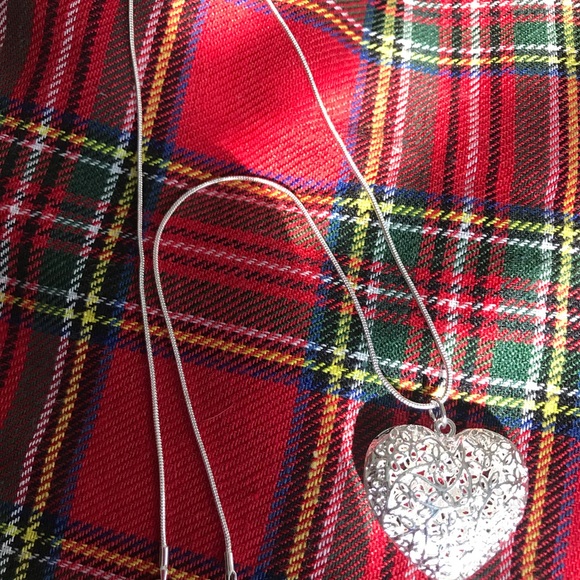 Sterling silver ladies necklace - Picture 3 of 4